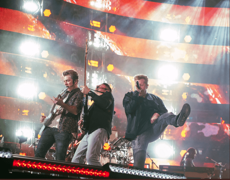 Houston’s Harvey First Responders Become the Surprise Stars at Rascal Flatts’ Rodeo Show: The Most Emotional and Heartfelt Concert Ever?