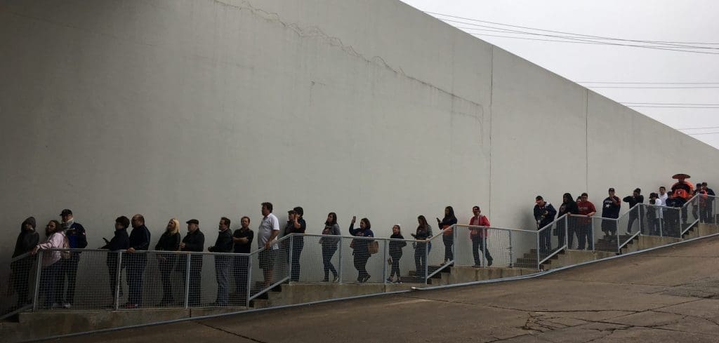 Hour after hour, the people kept on coming. 