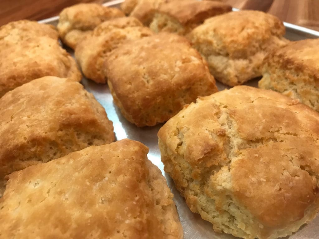 New Biscuit Restaurant Shakes Up North Texas’ Waterfront: Sandwiches, Tater Tots and Patio Fun Await on The Boardwalk