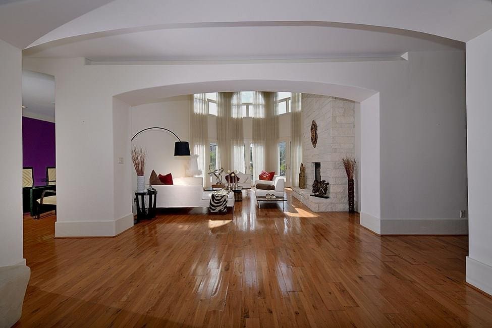 Graceful archways keep the house very spacious and open. 