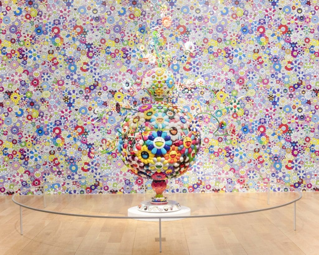 Takashi Murakami
Flower Matango (d), 2009
Oil paint, acrylic, fiberglass and iron
Overall: 124 × 103 9/16 × 80 1/2 in. (315 × 263 × 204.4 cm)
©2009 Takashi Murakami/Kaikai Kiki Co., Ltd. All Rights Reserved. Courtesy Perrotin
Takashi Murakami
Cosmos, 2003
Hand silk-screened wallpaper
Dimensions variable
Sheet: 45 1/4 × 60 1/4 in. (114.94 × 153.04 cm), twenty sheet set
©2003 Takashi Murakami/Kaikai Kiki Co., Ltd. All Rights Reserved.
(Background Wallpaper)