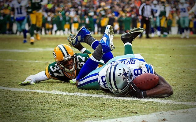 The Dez Bryant moment from the 2015 NFC divisional-round playoff game that sparked the debate.