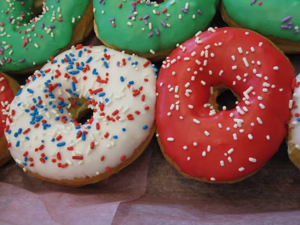 Billionaire’s Unlikely Dream Crowned the Best Donut Shop in Houston: River Oaks’ Neighborhood Spot Emerges as the People’s Champion