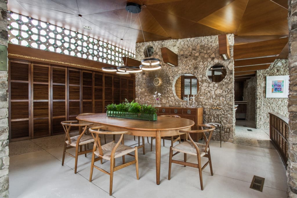 Circles are a big design element in the Round House.