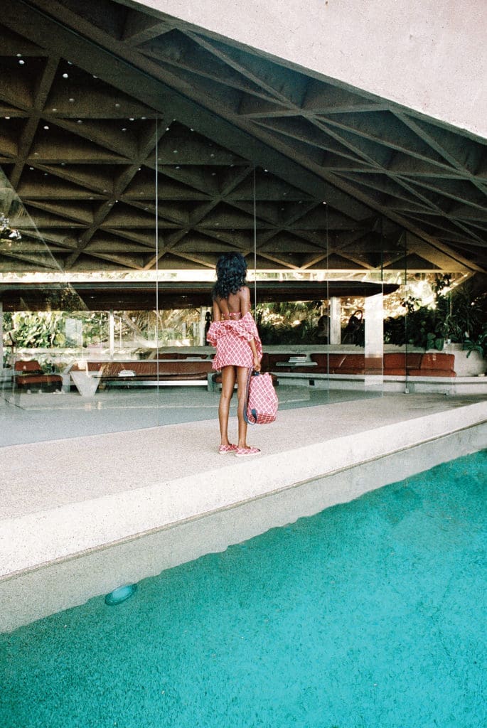 The original 1963 living room was open to the elements.  (Photo by Enmi Yang )