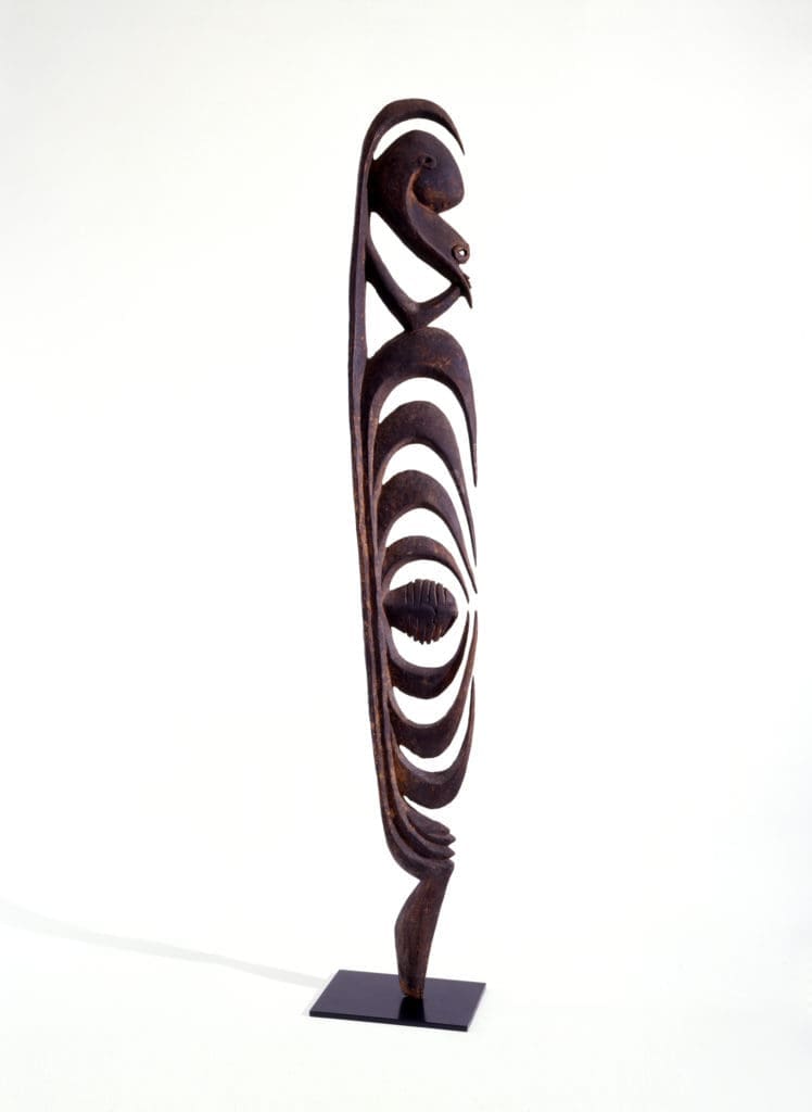 Alambak, Yimas, or neighboring peoples' "Figure (Yipwon) with Satchel (not pictured)," 20th century (The Menil Collection, Houston, Gift of J.J. Klejman. Photo Hickey-Robertson)