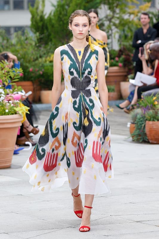 Oscar de la Renta spring summer 19 at New York Fashion Week.