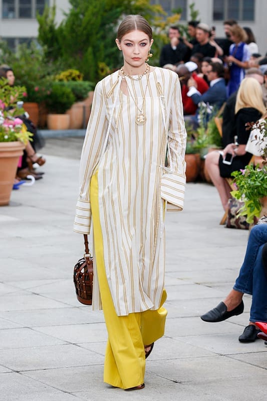 Oscar de la Renta spring summer 19 at New York Fashion Week.