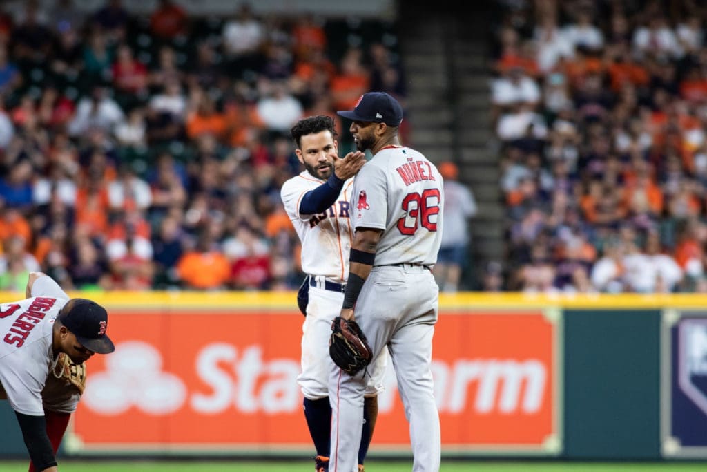 Astros Happy to Miss the Yankee Stadium Beer Throwing and Hate: Show ‘Stros Embrace a Much Different Atmosphere in Fenway — Welcome to the Civil War