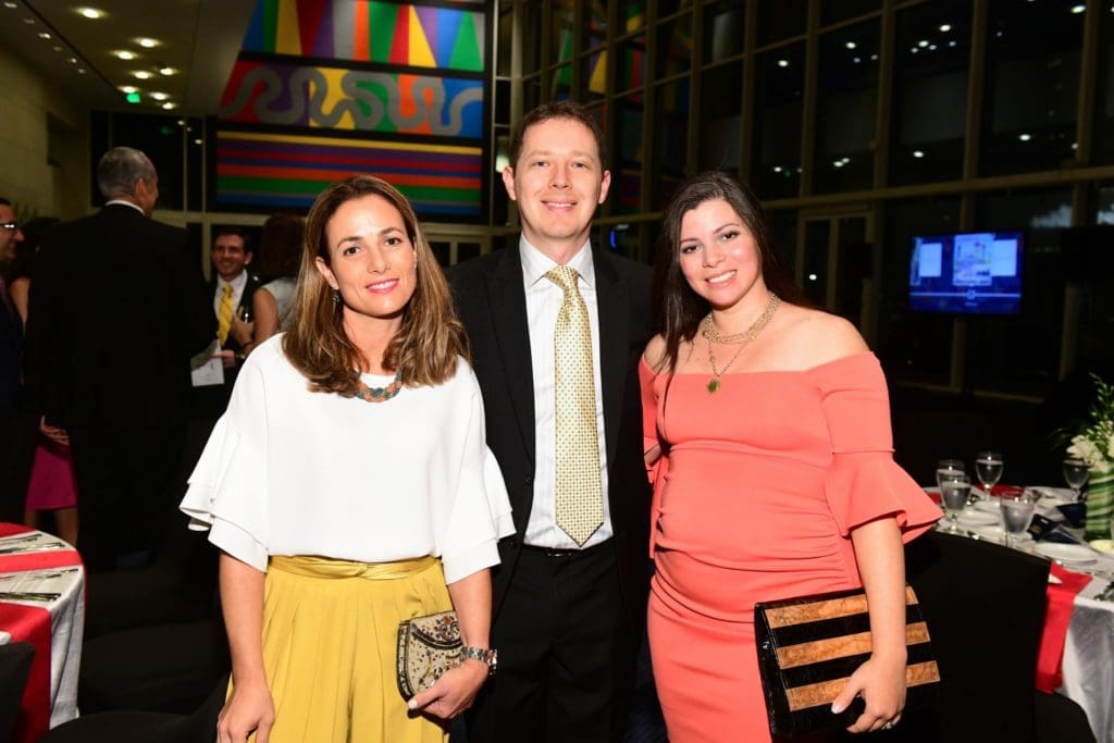 	
Night for Ninos at the Hobby Center
