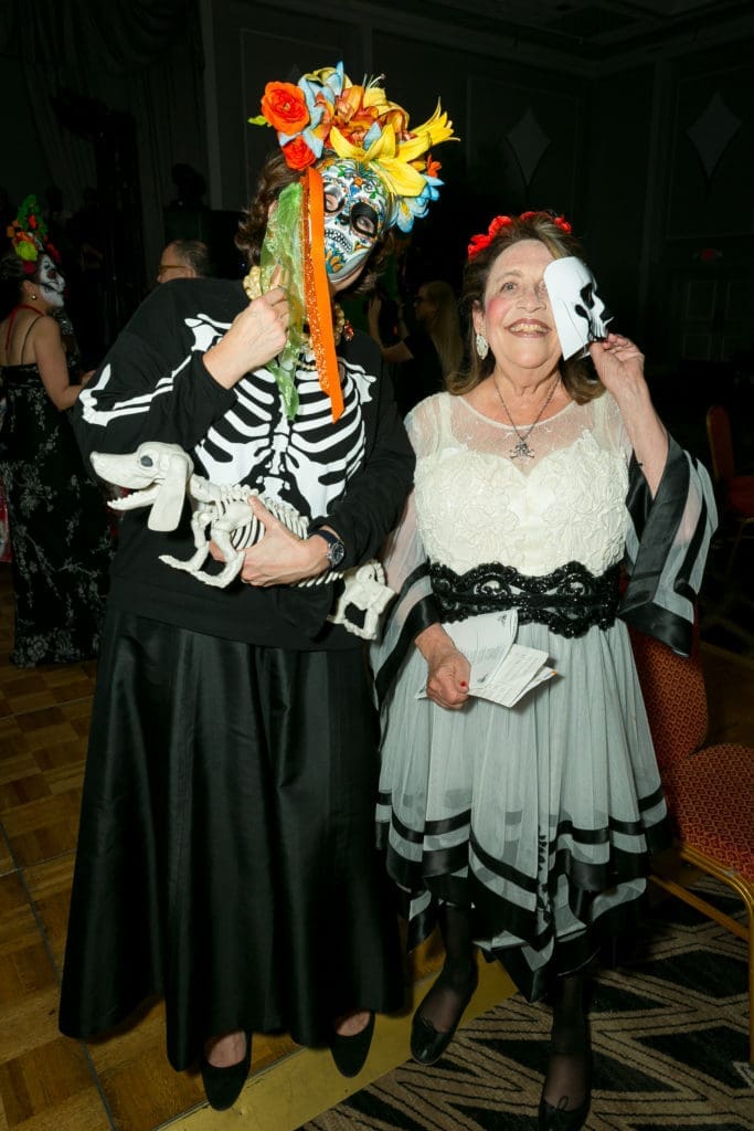 Rebecca Rabinow, Marilyn Oshman at Orange Show Gala 2018 (Photo by Emily Jaschke)