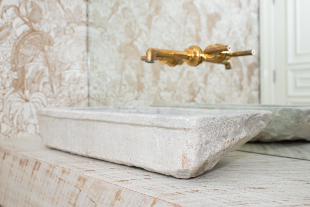 Winning Entry: Singular Space - Bath by HLS Design, Hillary Scurtis