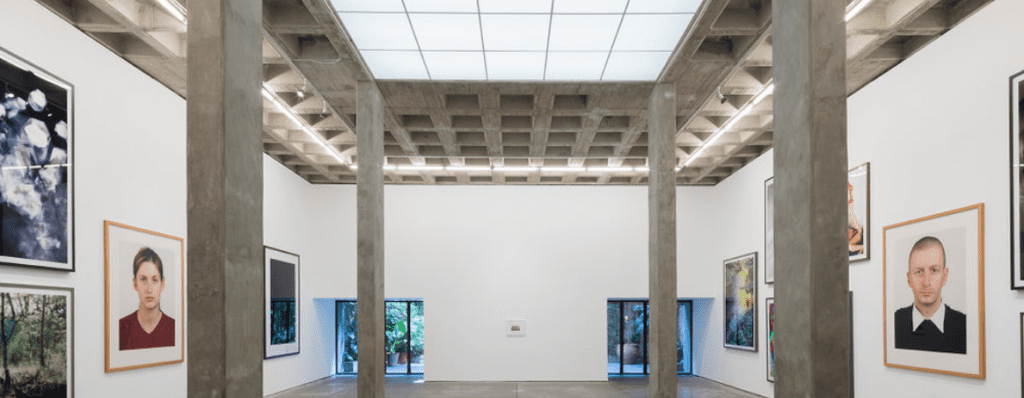 Galería OMR's modern space was designed to exhibit all mediums of work, from painting to video. (Photo courtesy of Galería OMR)
