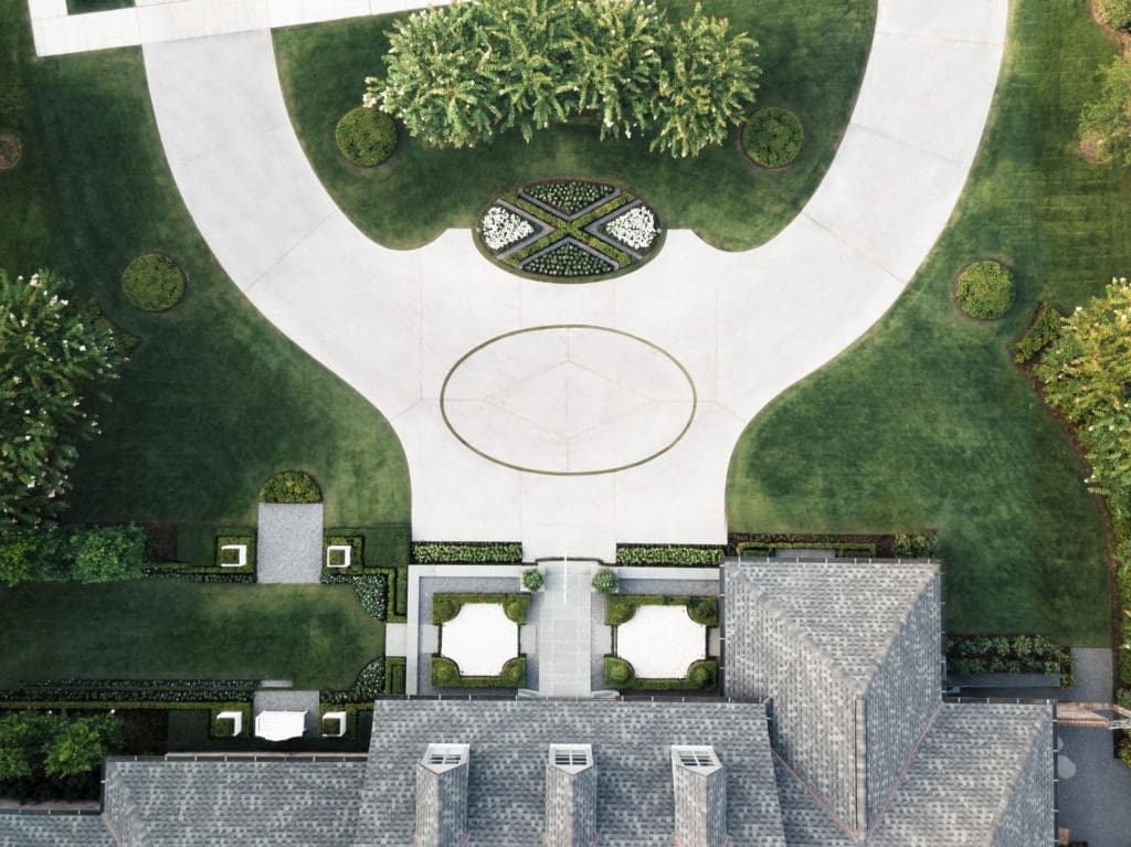 The Renaissance Masters of Houston’s Most Beautifully Landscaped Homes: How Lanson B. Jones is Transforming the City’s Most Prominent Neighborhoods