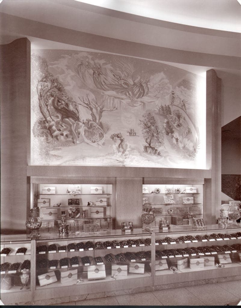 The Epicurean Department was a foodie destination on the first floor; it proffered the Sakowitz Bros. brand of gourmet chocolates. (Courtesy the Brochsteins Inc. archive)