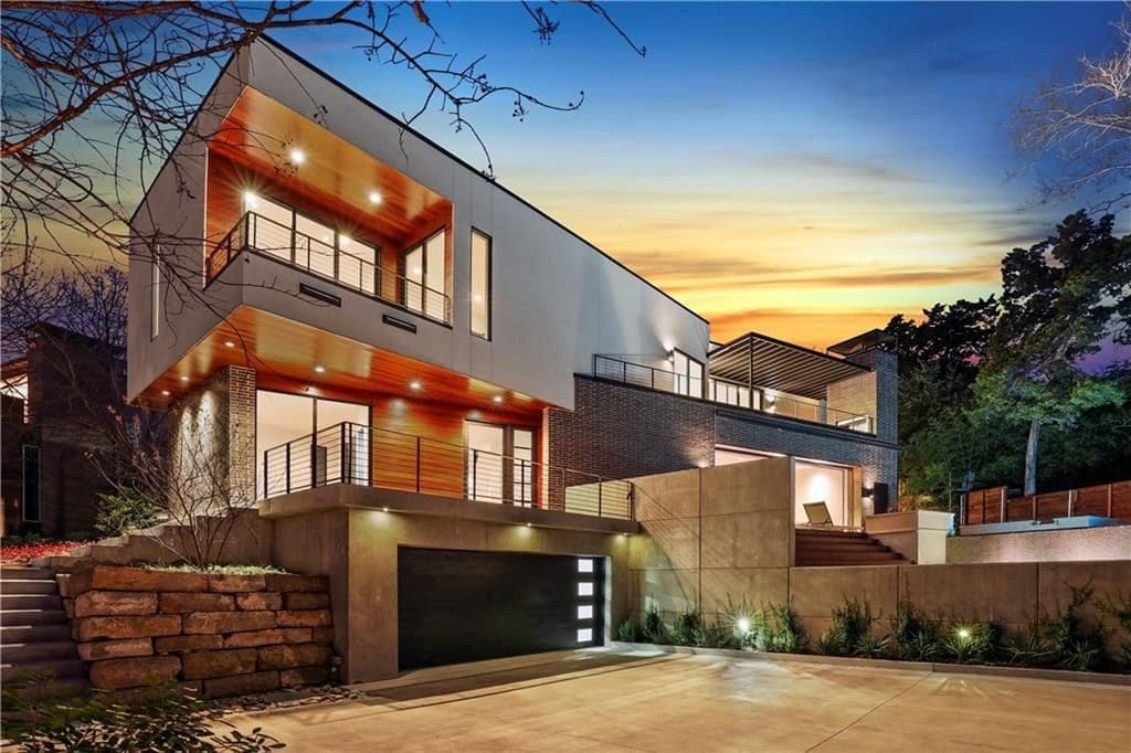 McKenzie's modern dream in Kessler Woods.