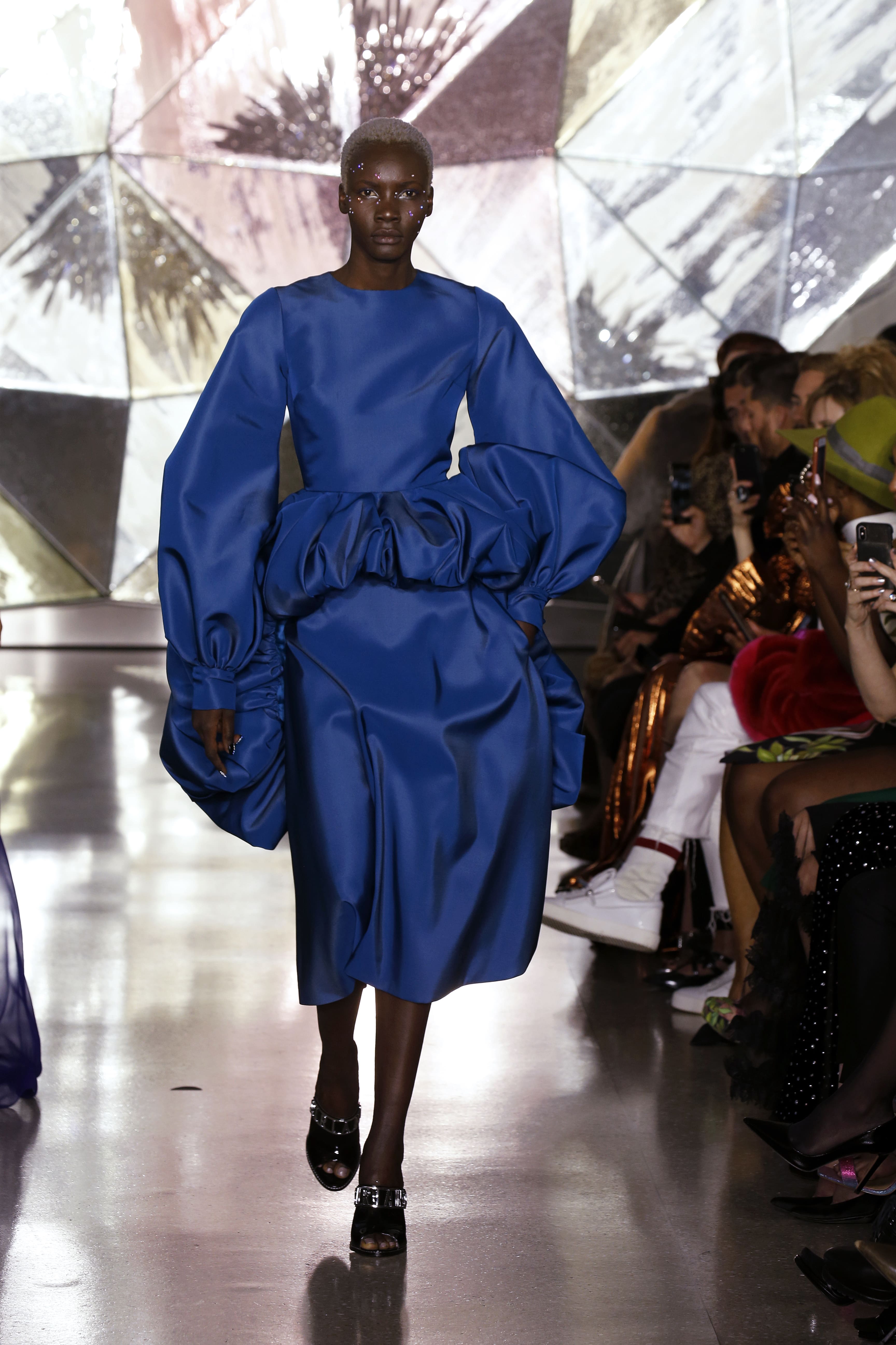 CHRISTIAN SIRIANO FW19 NEW YORK FASHION WEEK 02/09/2019 