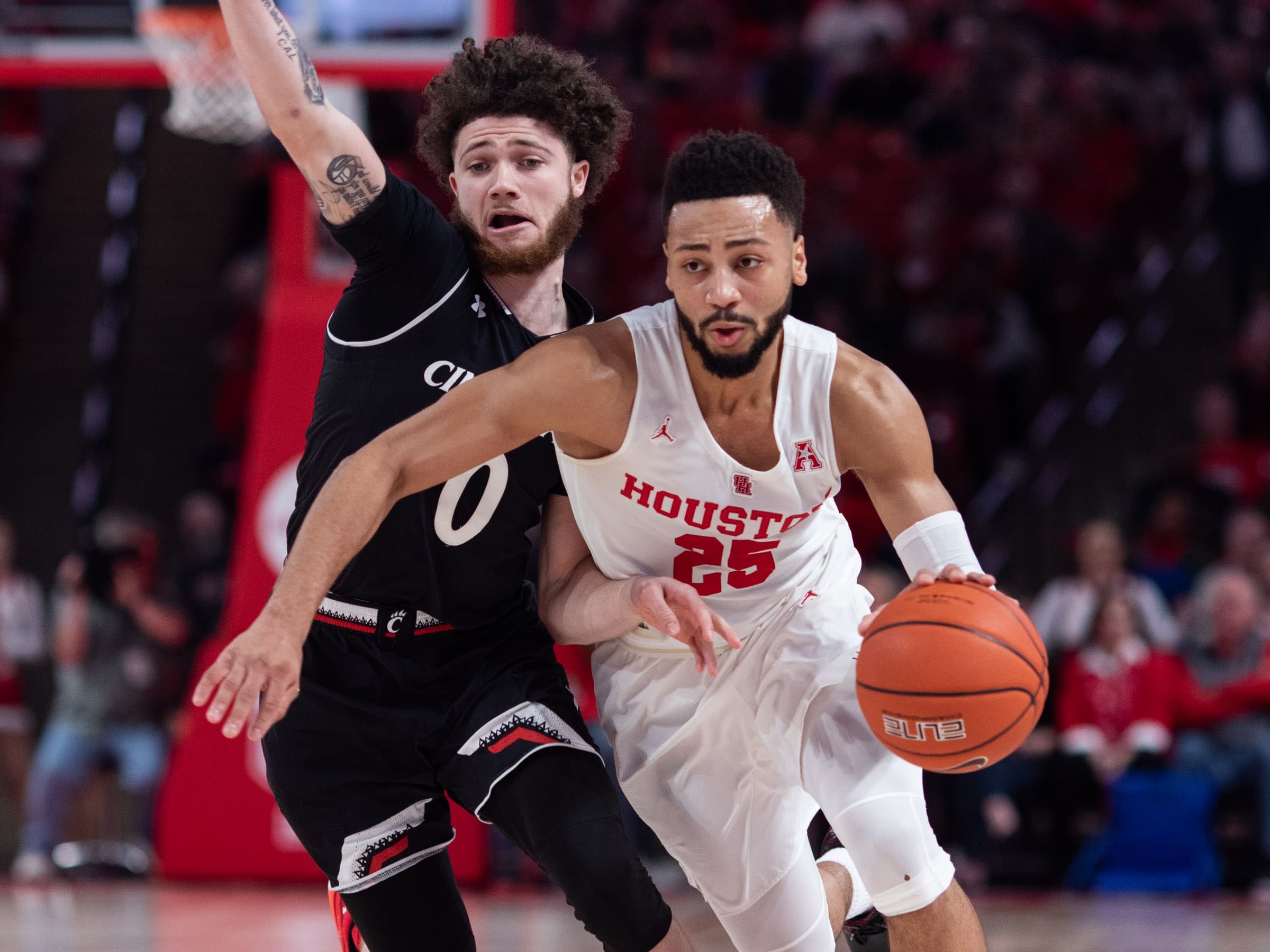 Houston's Galen Robinson Jr. is one of the best defensive guards in the country. (Photo by F. Carter Smith)