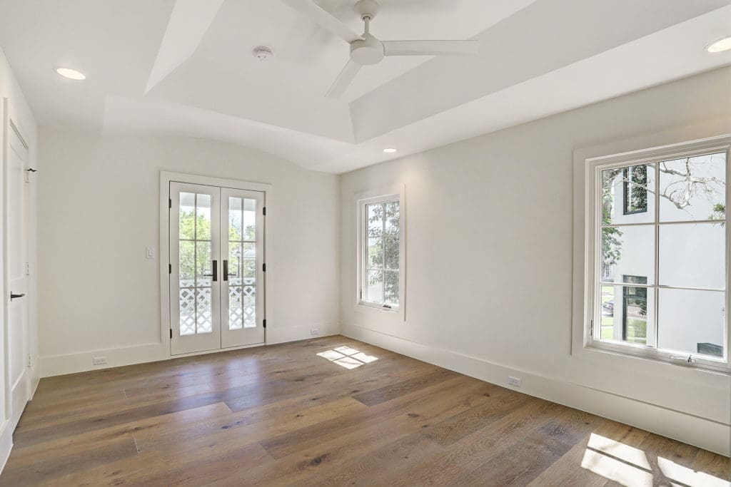 A secondary bedroom.