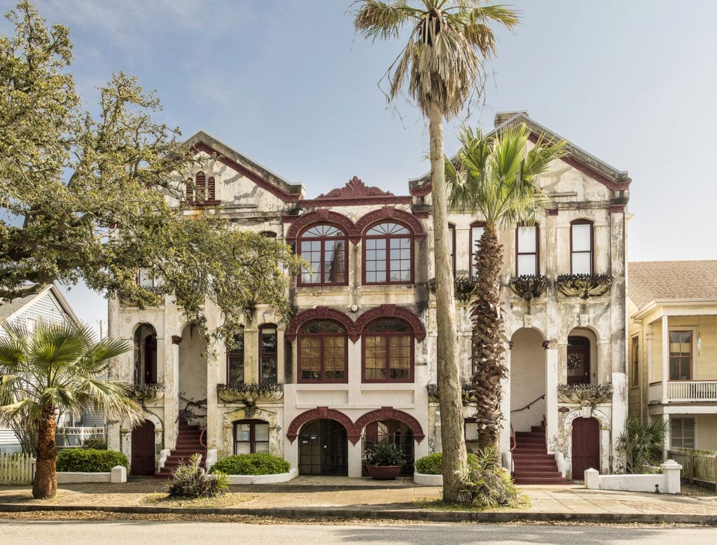 Lucas Terrace, built 1901-1908, at 1407 Broadway