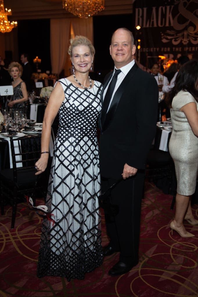 Amy & Rob Pierce at Society for the Performing Arts Black & White Ball. (Photo by Wilson Parish)