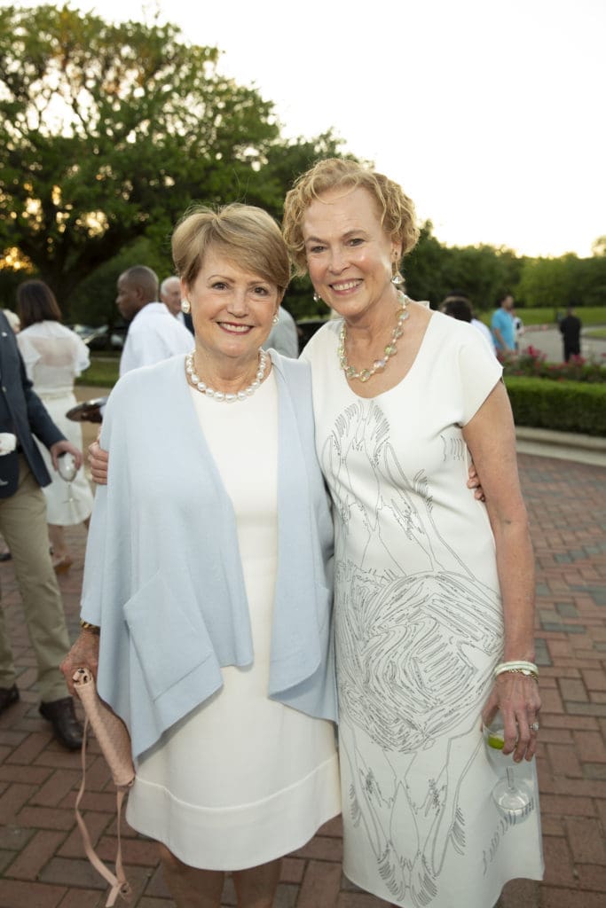 Cece Fowler, Ann Kennedy at the Hermann Park Conservancy Evening in the Park. (Photo by Jenny Antill Clifton)