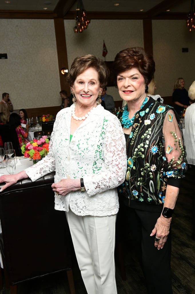 Ann Trammell, Pene Moore at Houston Ballet's Raising the Barre fundraiser at Artisans Restaurant. (Photo by Daniel Ortiz)