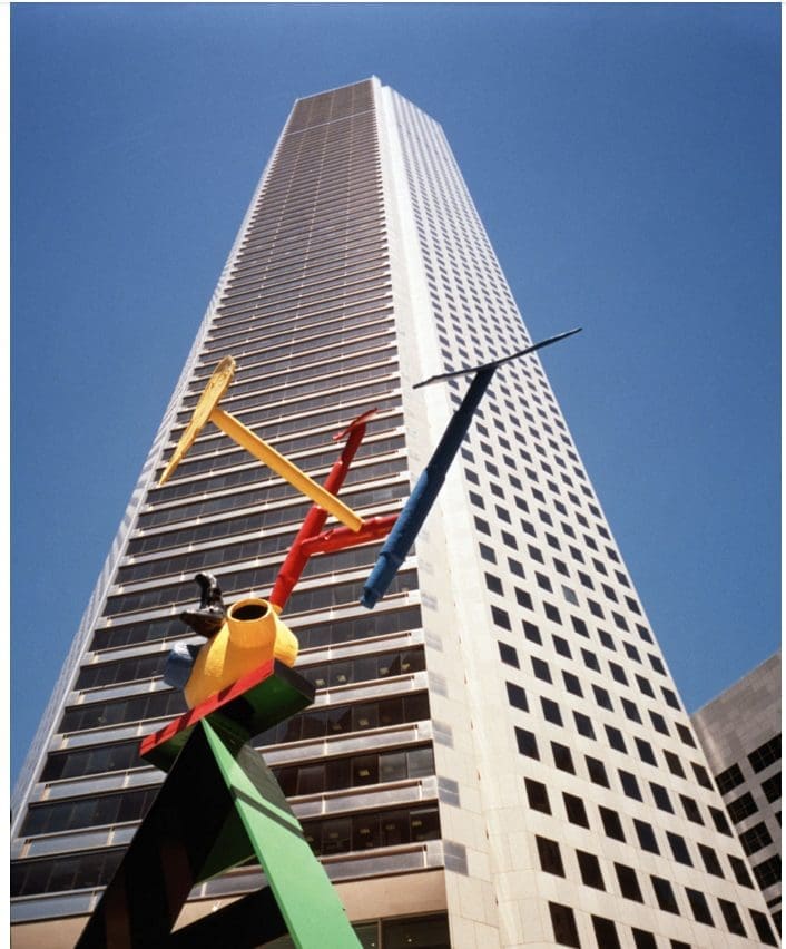 Architectural historian Stephen Fox describes Pei's JPMorgan Chase Tower in the "AIA Houston Architecture Guide" as "the quintessential skyscraper in the polished gray granite suit."