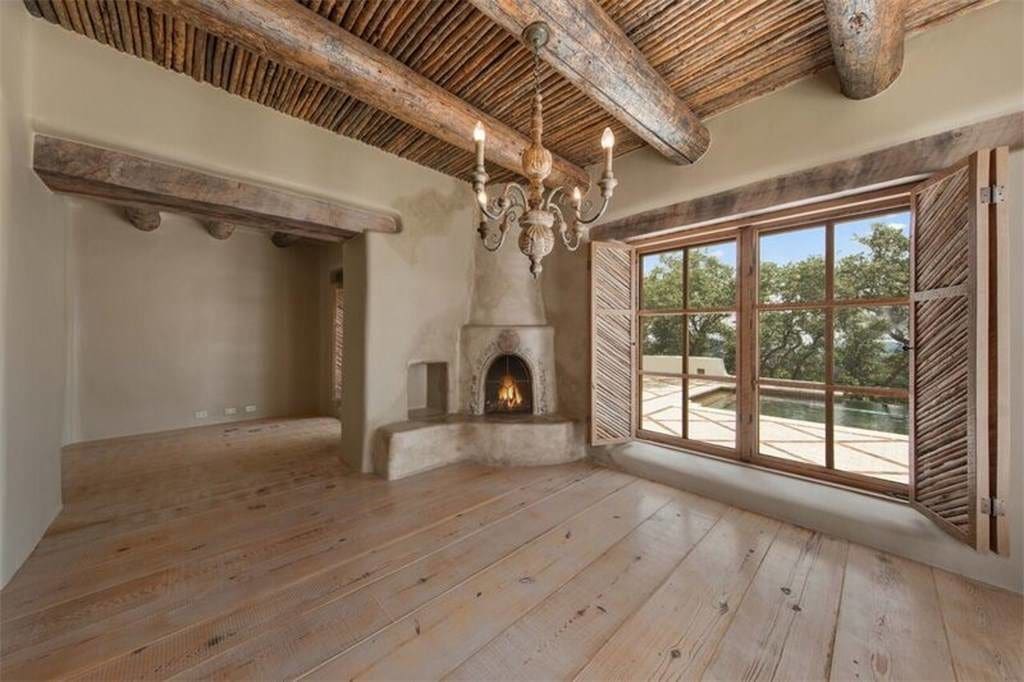 The mansion is quite spacious. 