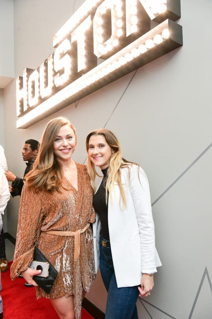 Lexie Sakowitz, Irina Nanca (Photo by Daniel Ortiz)