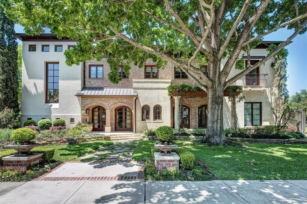 Houston Finally Beats Dallas in New Home Sales, Becoming the State’s Real Estate Champ