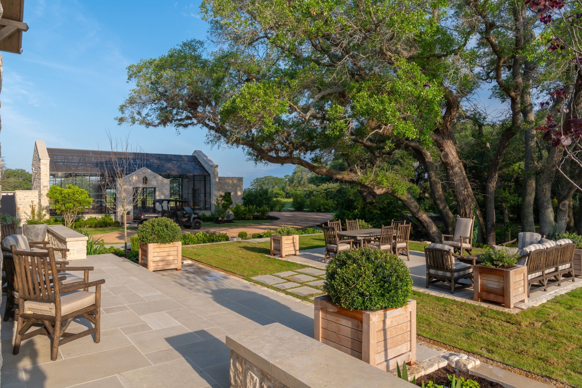 Ginger Barber's work at Spread Oaks Ranch included interiors as well as outdoor furnishings. (Photo by Michael Hunter)