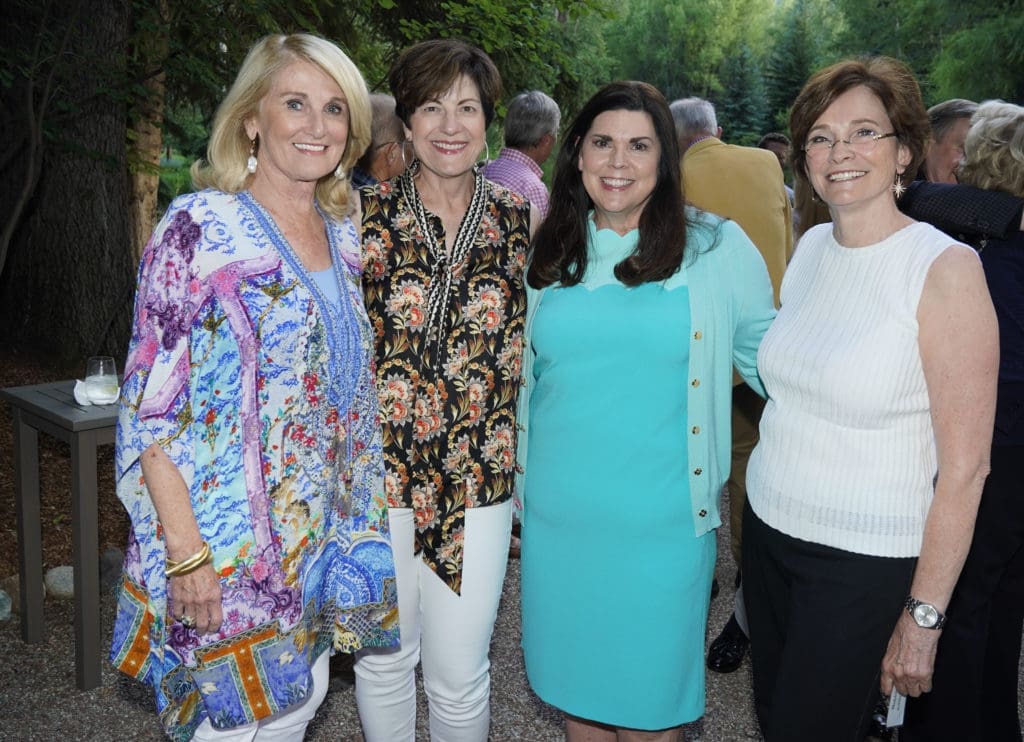 Denise Monteleone, Ellie Francisco, Lesha Elsenbrook, Bobbie Nau (Photo by Riccardo Savi)