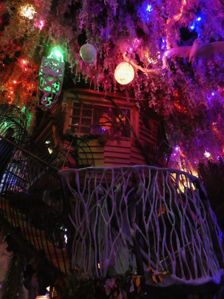 A treehouse in Meow Wolf beckons the adventurous. (Photo by Tarra Gaines)