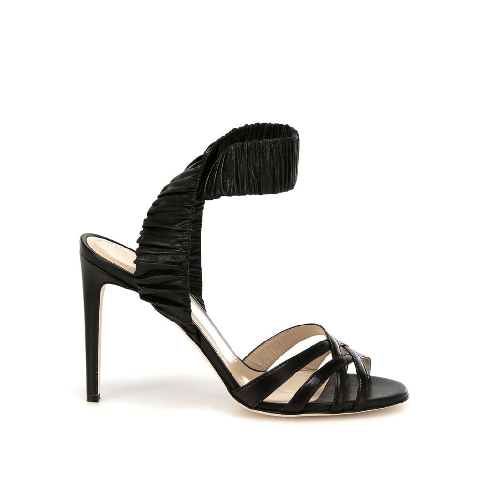 Chloe Gosselin Julianne heel.