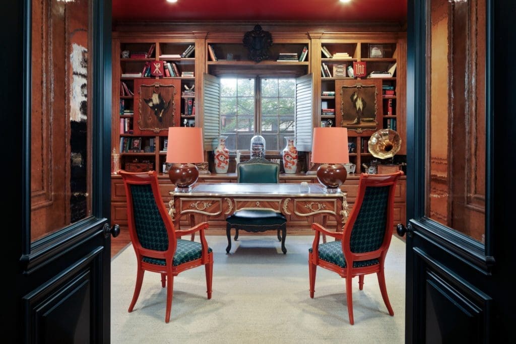 The study is perfect for contemplation. 