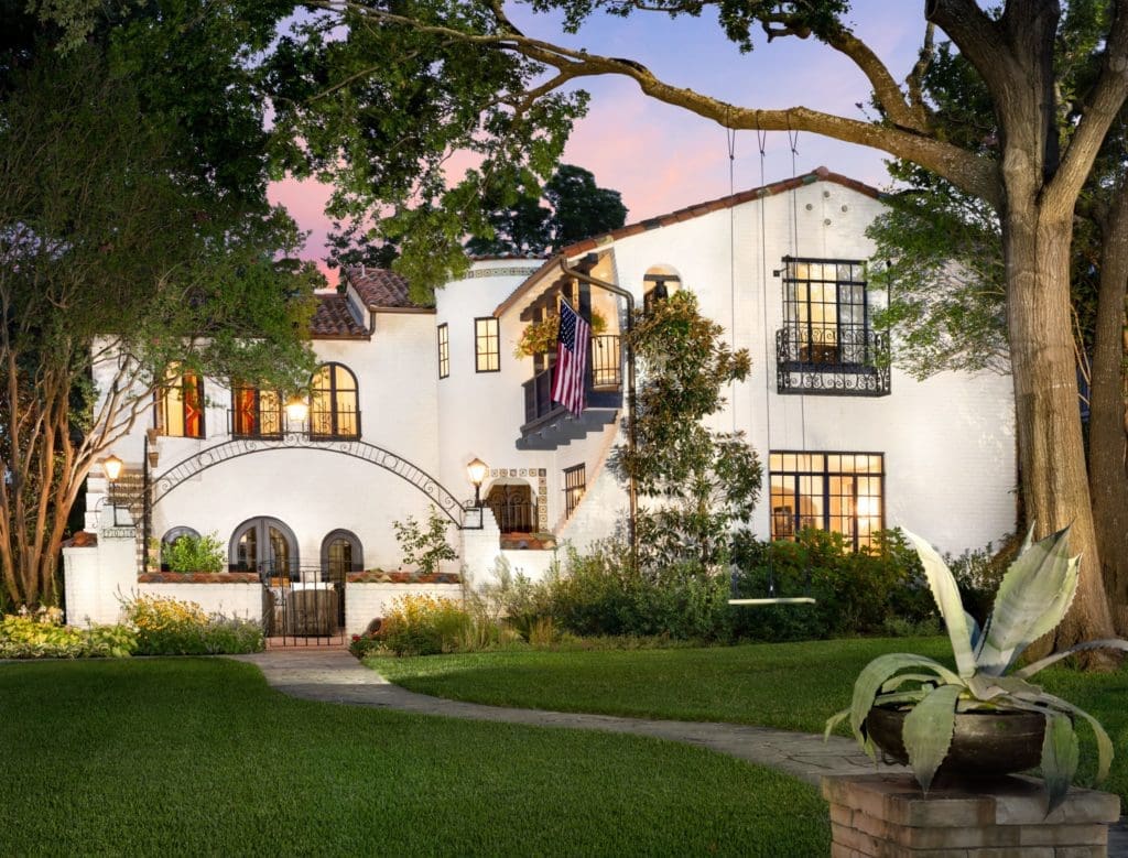 A home featured in a previous Lakewood Home Festival. (Photo by Jenifer McNeil Baker)
