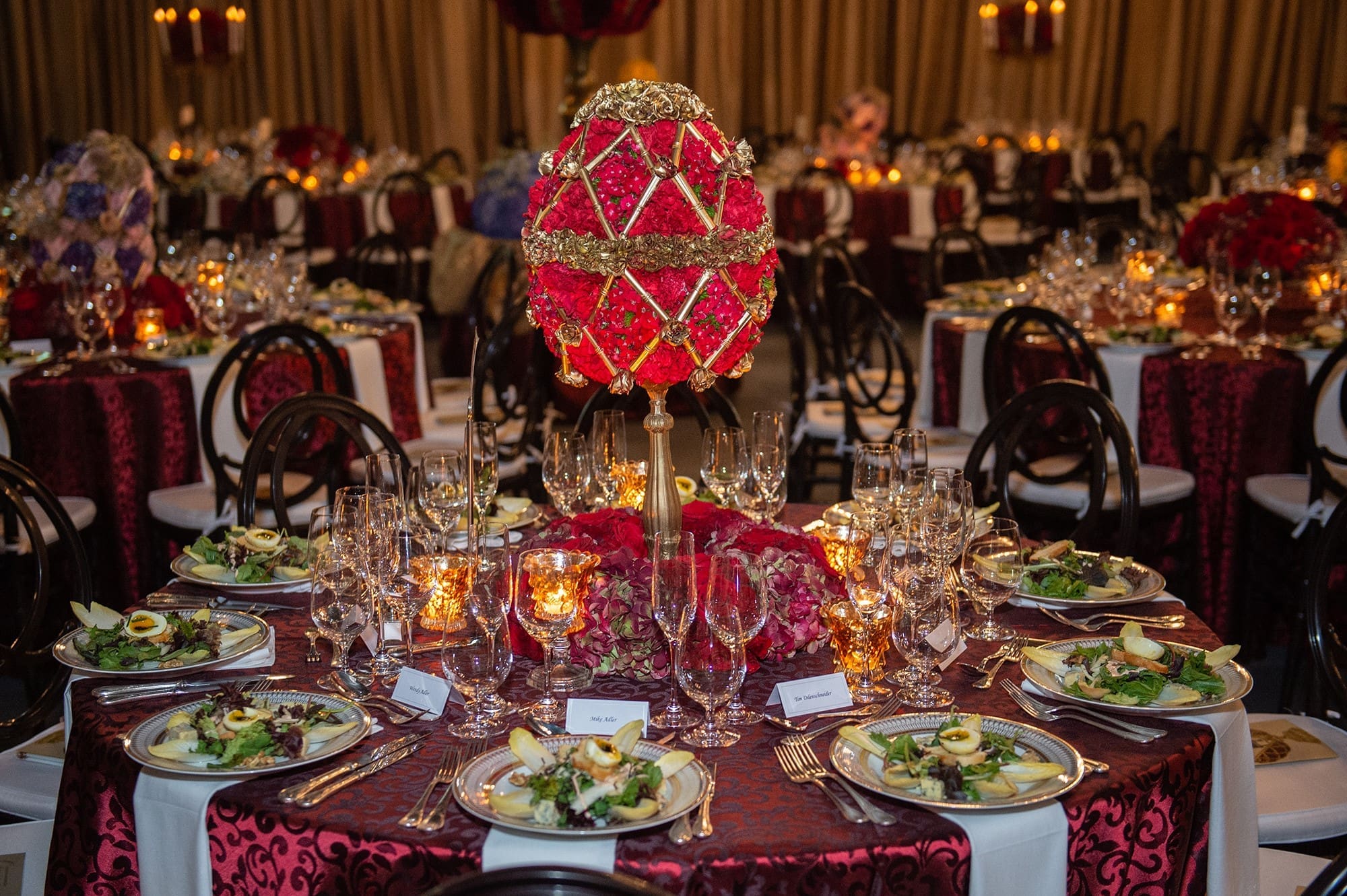 Floral Fabergé eggs, red velvet brocade cloths and golden drapery delivered a convincing Russian ambiance to the Houston Symphony opening night affair.