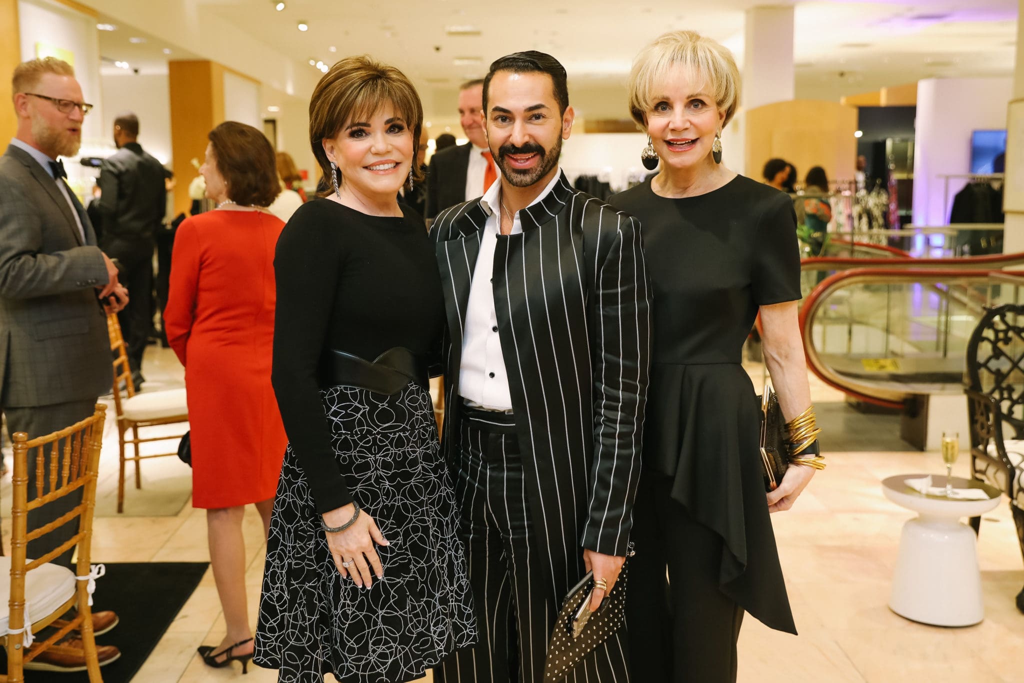 Honoree Hallie Vanderhider, fashionista Fady Armanious in Safiyaa, Leisa Holland-Nelson (Photo by Johnny Than)