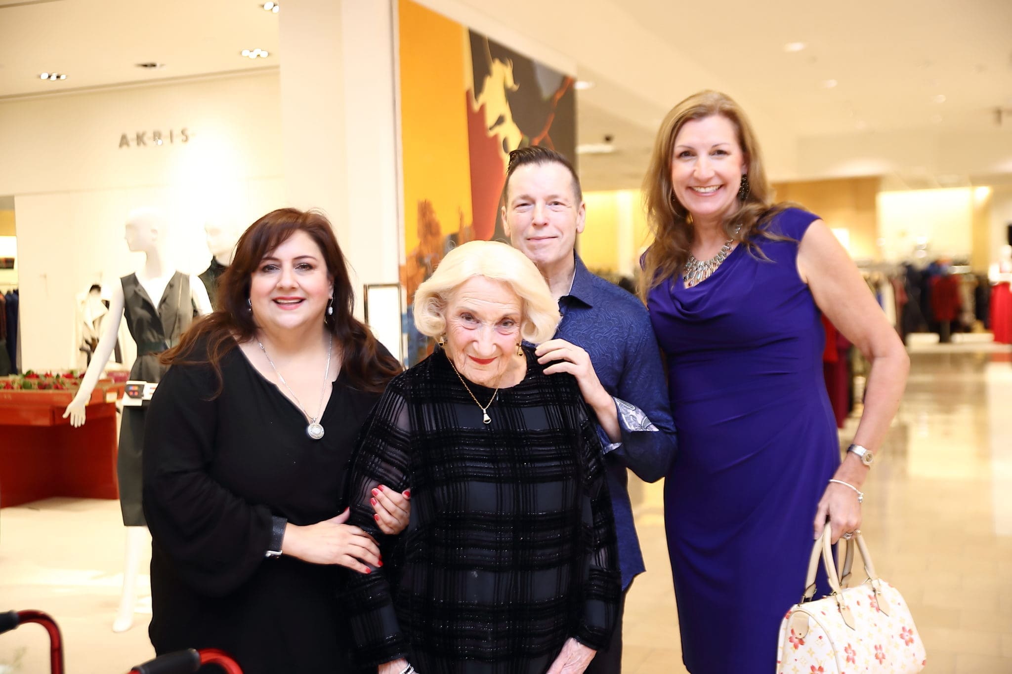  Sonia Soto, Sybil Roos, Scott Evans, Laurette Veres (Photo by Quy Tran)