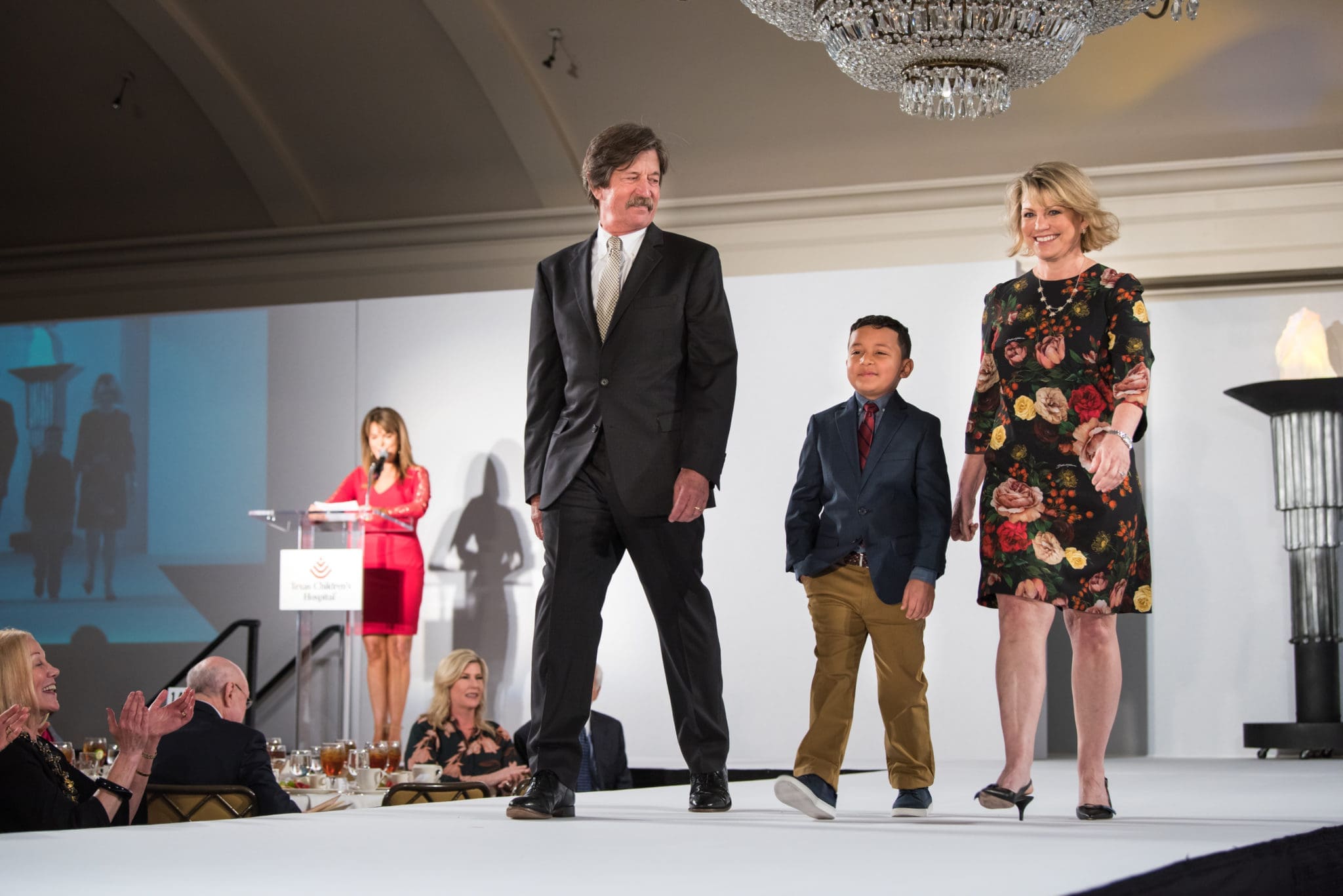 Stephen & Kelley Lubanko with Leonel Carballo (Photo by Allen S. Kramer/Texas Children’s Hospital)