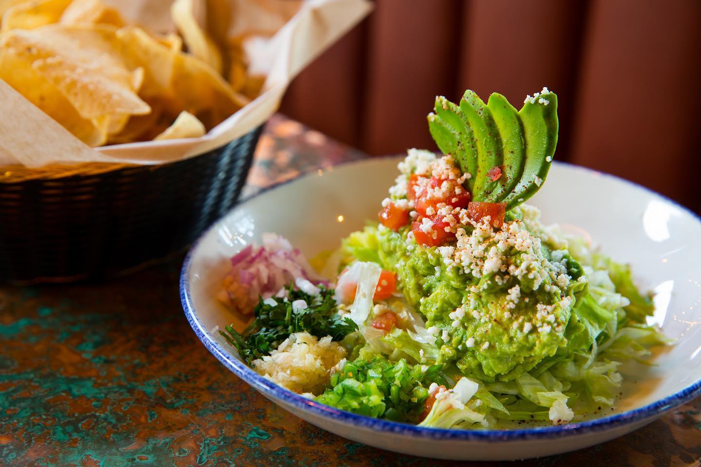 Candente's guacamole is worthy.