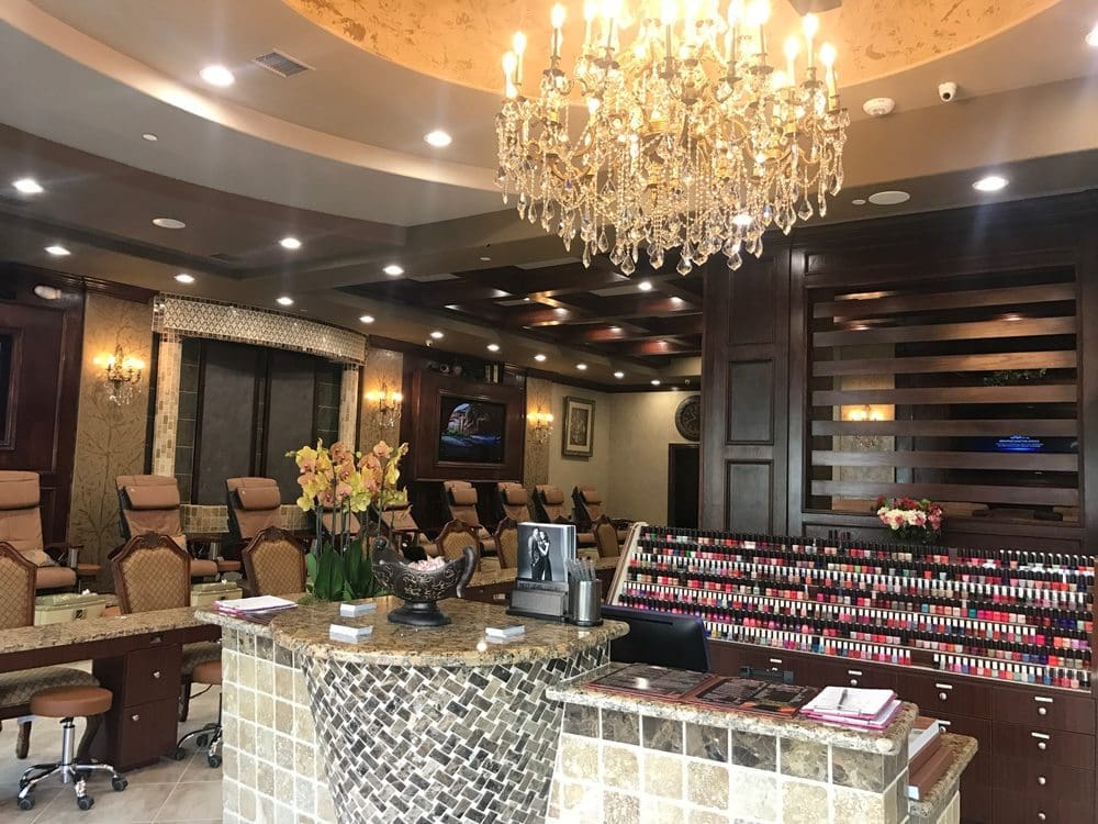 Villa Nail Salon