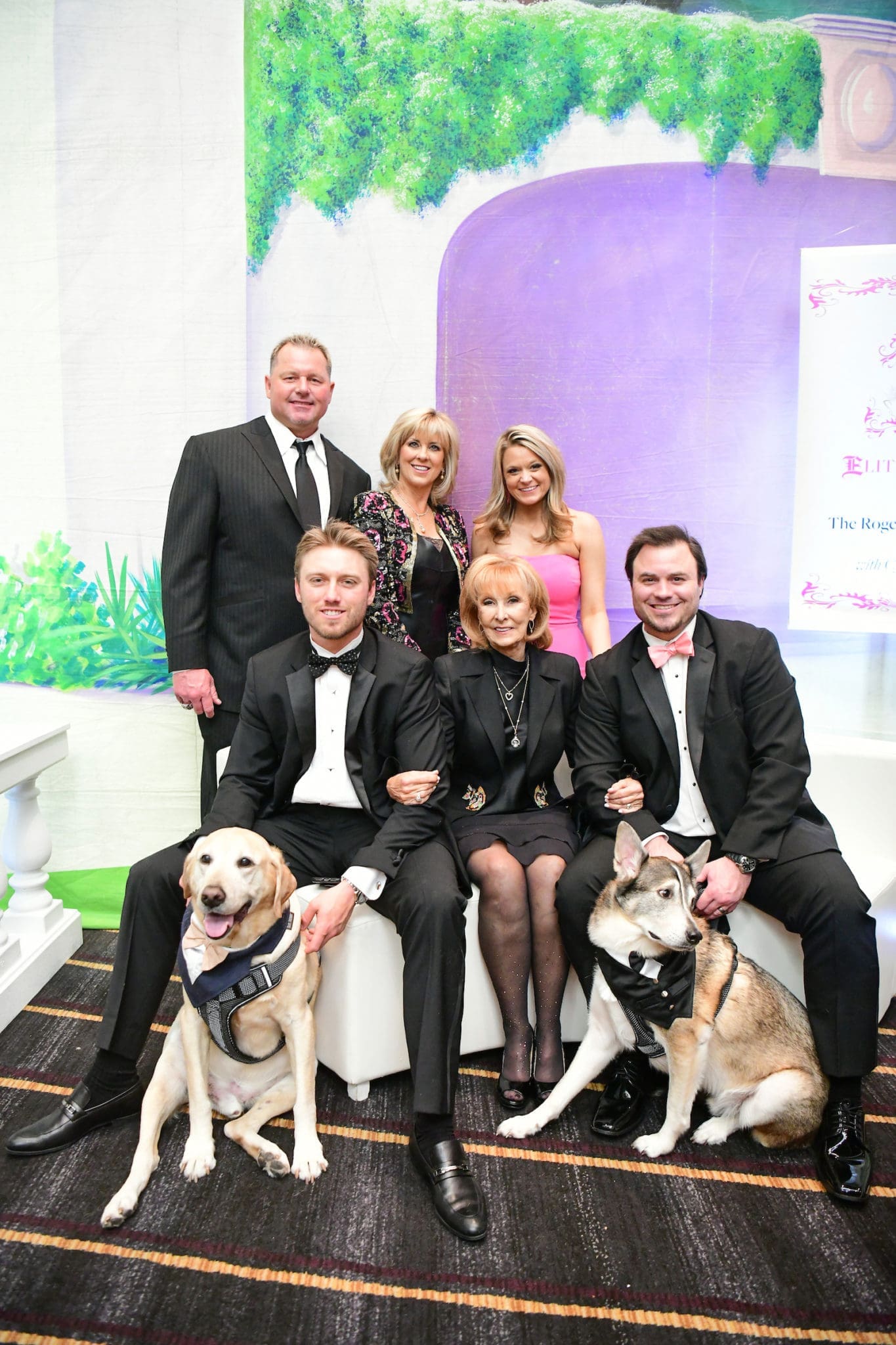 Standing: Roger & Debbie Clemens, Callie Clemens. Seated: Kody Clemens with Cy, Jan Wilde, Koby Clemens with Lobo (Photo by Daniel Ortiz)