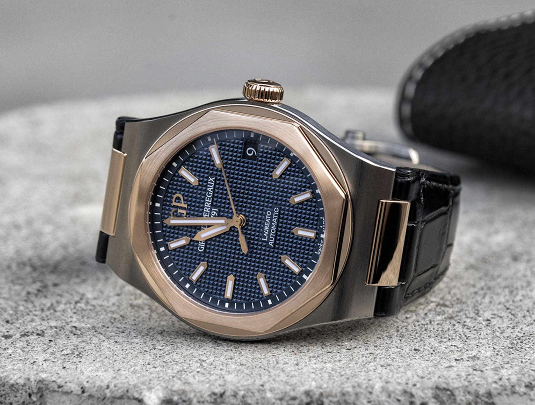 Girard-Perregaux Laureato watch in stainless steel and rose gold with a black alligator strap 