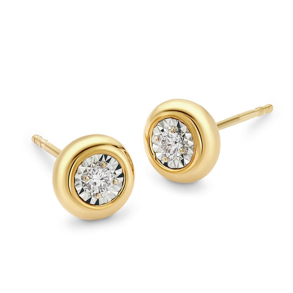 Emma Earrings in 18K yellow gold with two bezel-set diamonds.