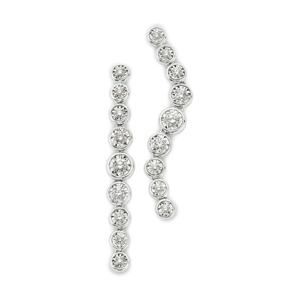 Emma Earrings in 18K yellow gold with linear diamonds.
