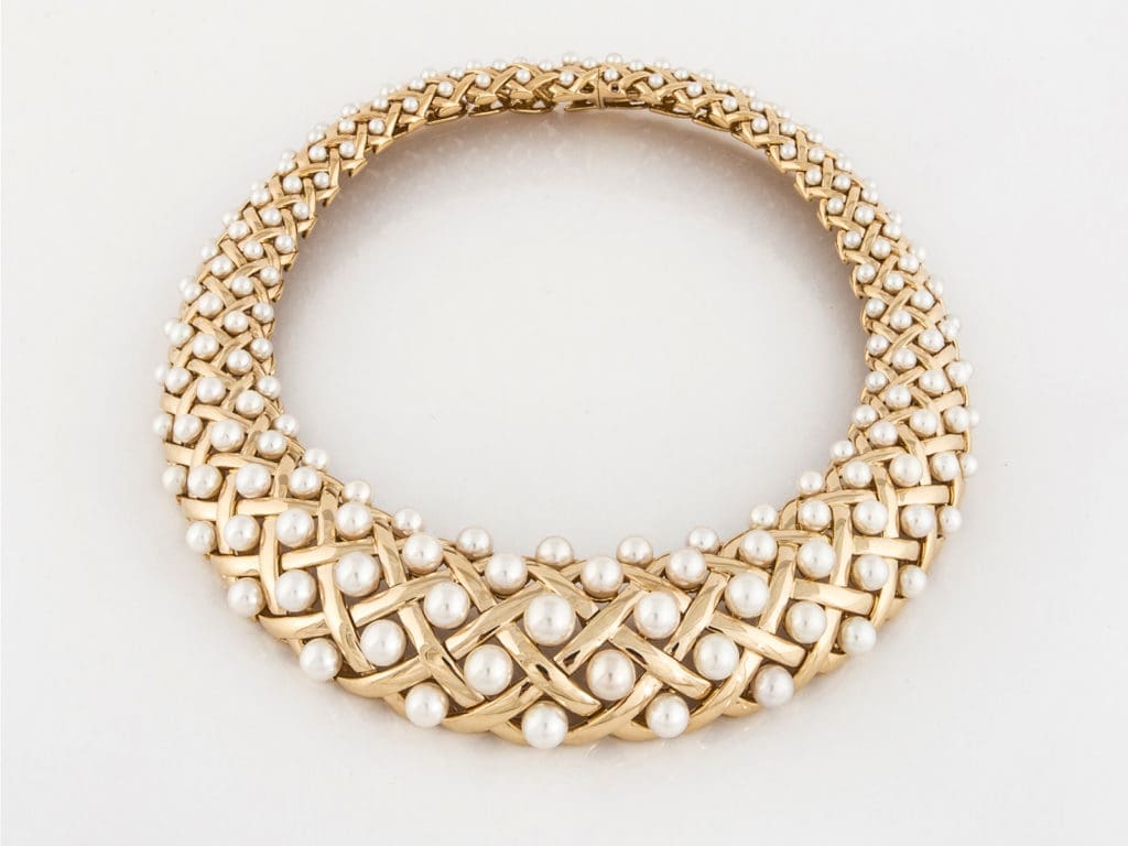 Vintage Chanel 18K yellow gold and pearl woven bib necklace, circa 1990.