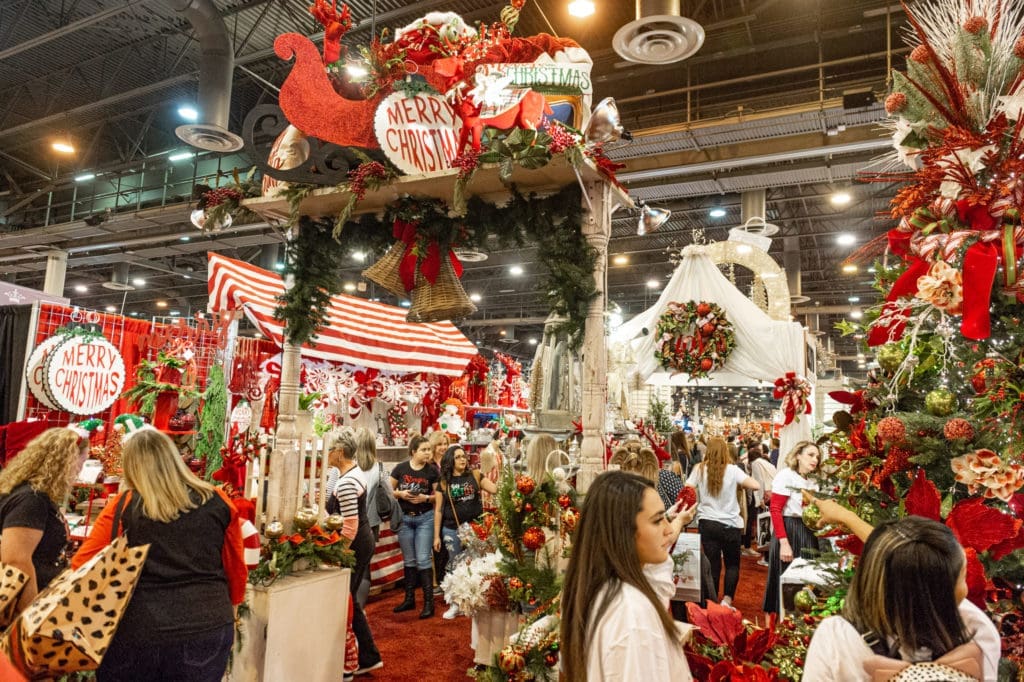 Lynn Wyatt Adds Her Magic to Nutcracker Market’s $20.4 Million Run