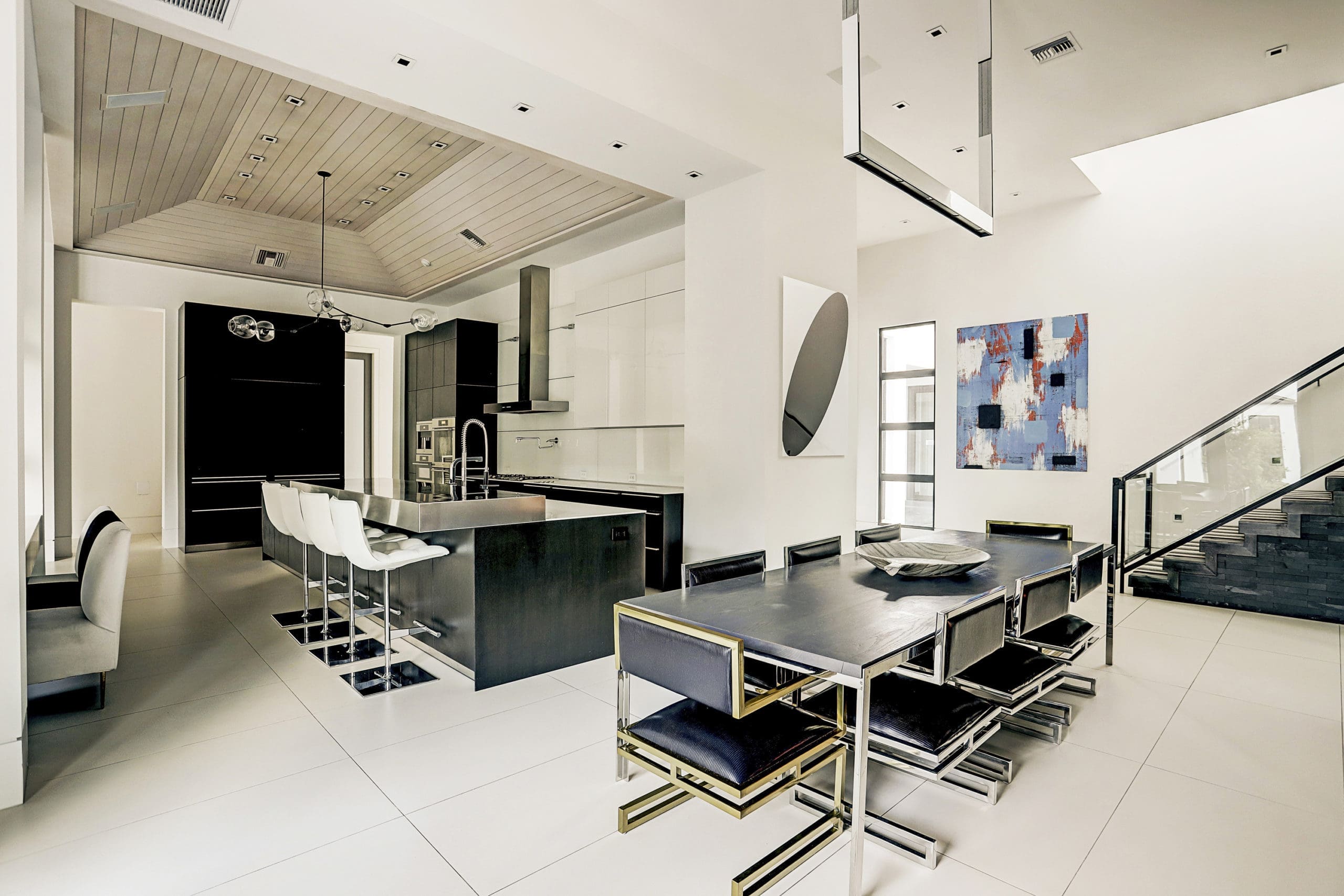 The breakfast room and kitchen bar. (Photo by TK Images)